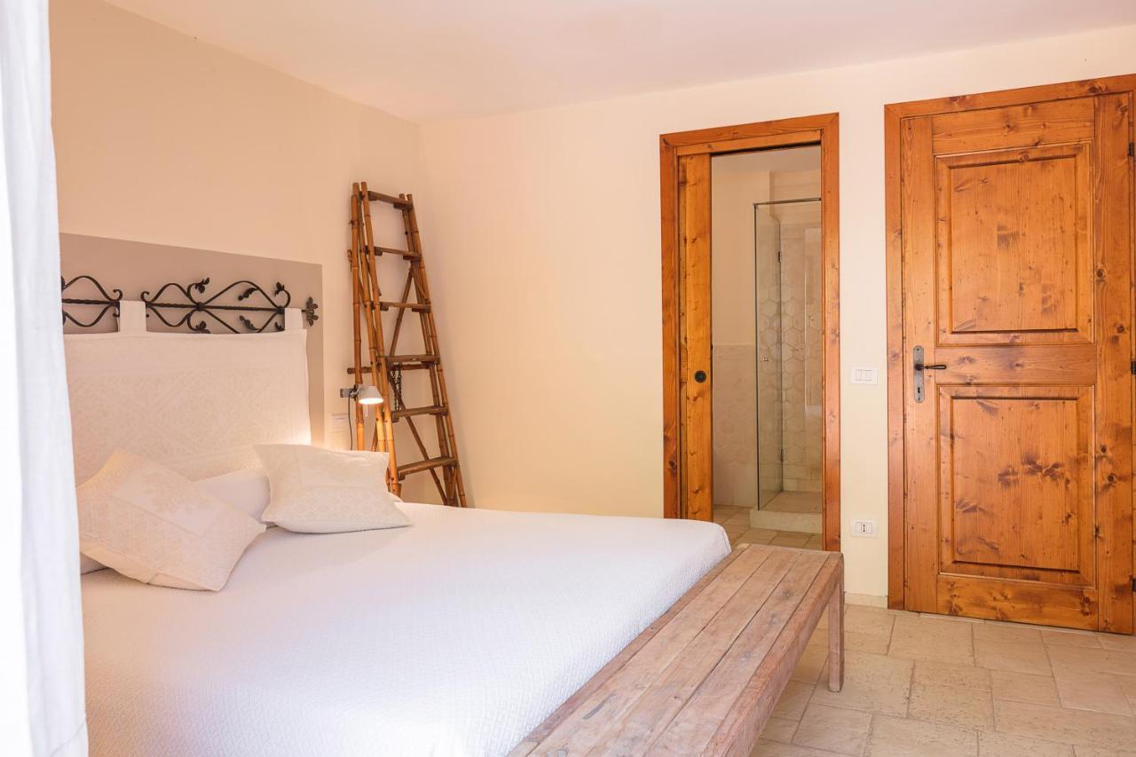 Albero Capovolto 3* Golfo Aranci